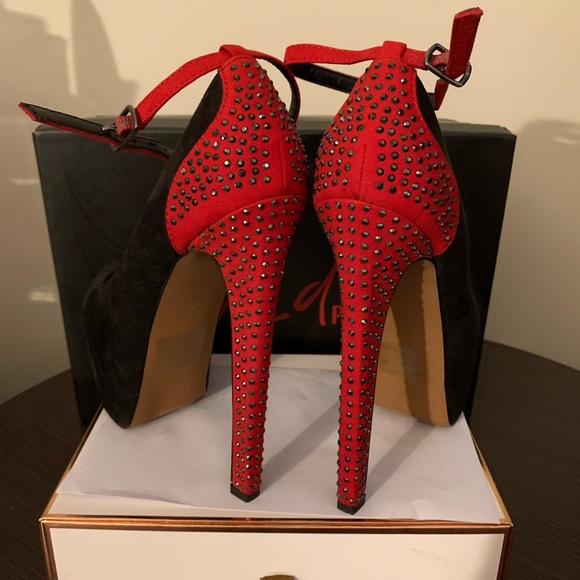 Beautiful Wild pair stilettos 👠 pump size 6 - Picture 14 of 16